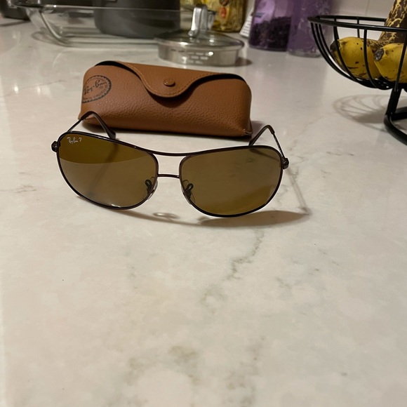 Ray-ban polarized sunglasses - Picture 2 of 6